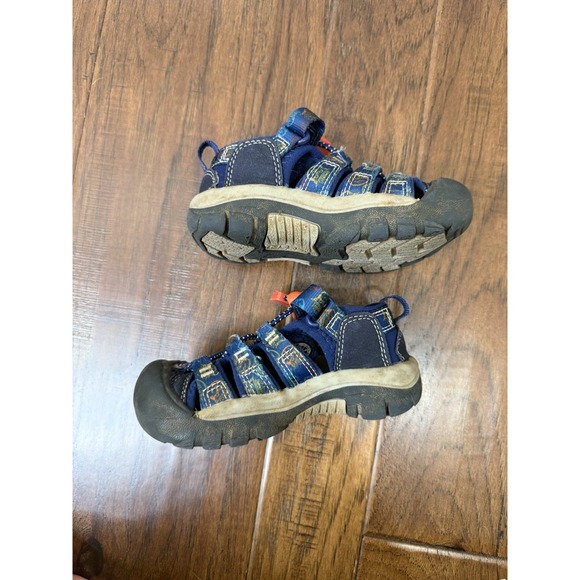 Keen Sandals Little Boys 9 Blue Smokey Bear Newport H2 Washable Outdoor Water - Picture 3 of 12